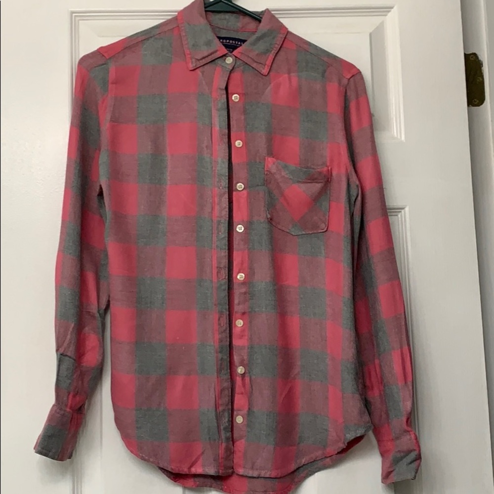 Aeropostale long sleeve plaid shirt